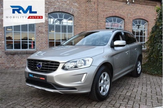 Volvo XC60 - 2.0 D4 FWD Momentum 181PK EURO 6 2014 94.367Km Navi Clima Cruise Trekhaak - 1