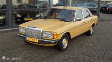 Mercedes-Benz 230 - E, automaat, schuifdak,