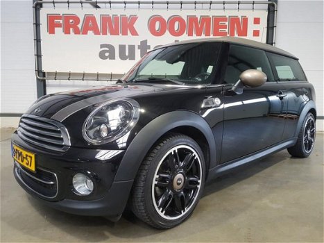 Mini Mini Clubman - 1.6 122PK Bond street + NAP/OH HISTORIE/BI-XENON/NAVI/LEER/CLIMA/STOELVERW./17