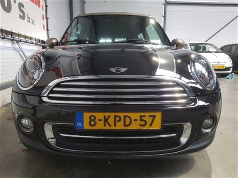 Mini Mini Clubman - 1.6 122PK Bond street + NAP/OH HISTORIE/BI-XENON/NAVI/LEER/CLIMA/STOELVERW./17