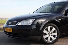 Ford Mondeo Wagon - 1.8-16V Ambiente AIRCO CRUISE LMV NIEUWE APK