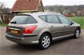 Peugeot 407 SW - 1.8-16V XR Pack PANORAMA DAK RADIO/CD CC PDC ONDERHOUD AANWEZIG - 1 - Thumbnail