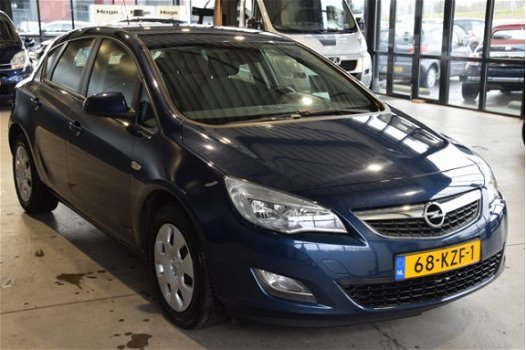 Opel Astra - 1.4 Edition Airco Cruise Control Rijklaarprijs Inruil Mogelijk - 1