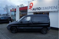 Citroën Berlingo - 1.8 D 600 EEN BERLINGO MET TREKHAAK, VOOR DE PRIJS VAN EEN NIEUWE TREKHAAK