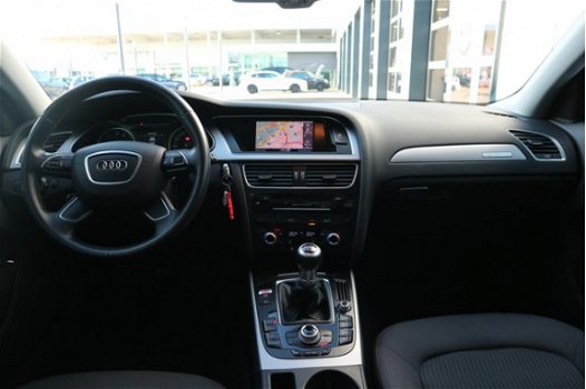 Audi A4 - 1.8 TFSI Quattro Pro Line / Navigatie - 1