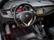 Alfa Romeo Giulietta - 2.0 JTDm Exclusive - 1 - Thumbnail