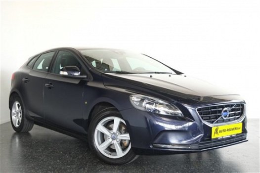 Volvo V40 - 2.0 D2 Kinetic Navigatie - 1