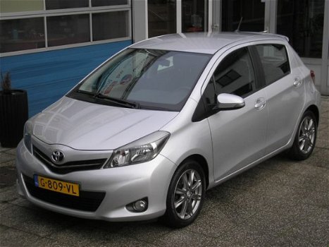 Toyota Yaris - 1.3 5-drs Dynamic Airco Navigatie 38.000 km - 1