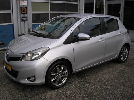 Toyota Yaris - 1.3 5-drs Dynamic Airco Navigatie 38.000 km - 1