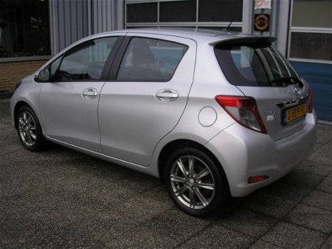 Toyota Yaris - 1.3 5-drs Dynamic Airco Navigatie 38.000 km - 1