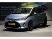 Toyota Yaris - 1.5 Hybrid Trend Bi-Tone Automaat 5-Drs - 1 - Thumbnail