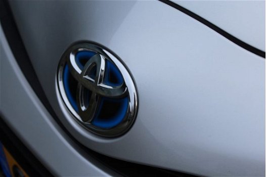 Toyota Yaris - 1.5 Full Hybrid Aspiration Trekhaak LM-Velgen 5 drs - 1