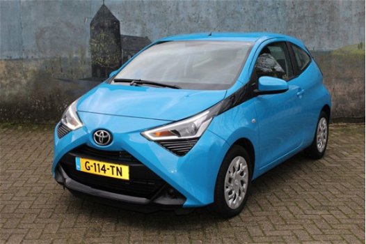 Toyota Aygo - 1.0 VVT X-FUN Automaat 3 drs Airco Centrale portier vergrendeling - 1