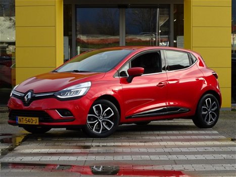 Renault Clio - TCe 120pk Intens / Navigatie - 1