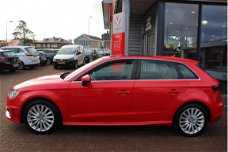 Audi A3 Sportback - 1.4 TFSI 204pk E-tron S-tronic Attraction, Pano, LED