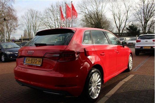 Audi A3 Sportback - 1.4 TFSI 204pk E-tron S-tronic Attraction, Pano, LED - 1