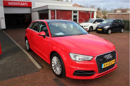 Audi A3 Sportback - 1.4 TFSI 204pk E-tron S-tronic Attraction, Pano, LED - 1