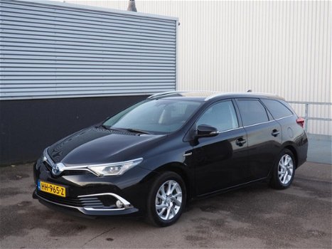 Toyota Auris - 1.8 Hybrid 136pk CVT Lease Pro/LED/Sensoren V+A/PANO-DAK - 1