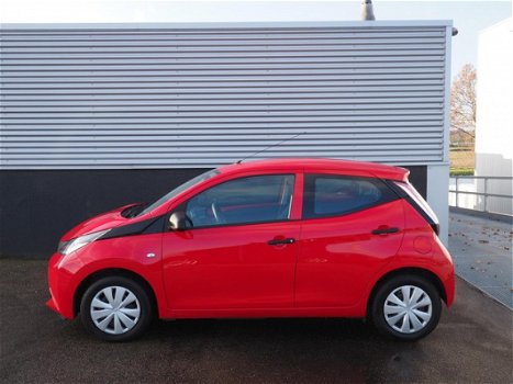 Toyota Aygo - 1.0 VVT-i 69pk 5D x-now/AIRO/AUX - 1