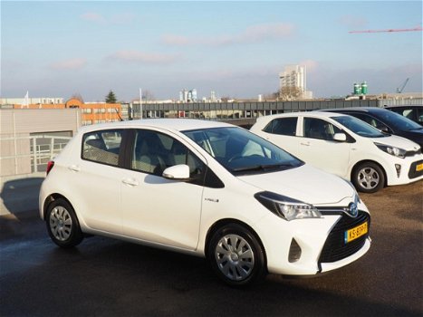 Toyota Yaris - 1.5 Full Hybrid 100pk 5D Aut Aspiration/NAV/CAMERA - 1