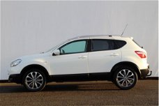 Nissan Qashqai - 2.0 dCi Acenta Clima | Cruise | Sportvelgen | Trekhaak | Navigatie | Panoramadak