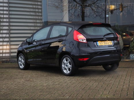 Ford Fiesta - 1.0 80PK Style Ultimate / Navigatie / Parkeersensoren / Cruise control / LED - 1