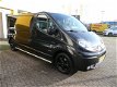 Renault Trafic - 2.0 dCi 115 L2H1 DC Eco Black Edition RIJKLAAR LUXE DUBBELE CABINE - 1 - Thumbnail