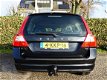 Volvo V70 - T4 Aut. 180pk Limited Edition, Navigatie, Park Assist, Climatronic, Trekhaak - 1 - Thumbnail