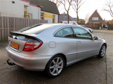 Mercedes-Benz C-klasse Sportcoupé - 220 CDI //Orgineel km, Navi , Leder// - 1