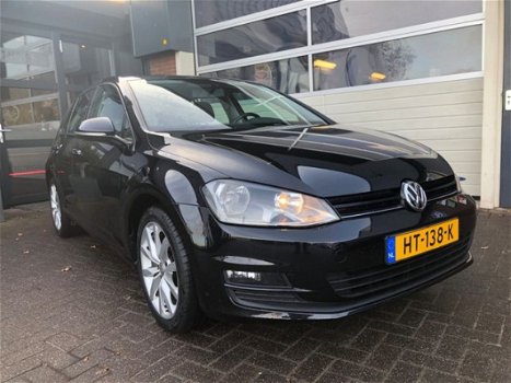 Volkswagen Golf - 1.6 TDI 5DRS NAVI/CRUISE/17