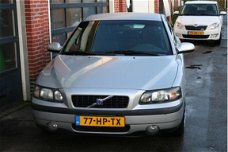 Volvo S60 - 2.4 met AIRCO en nw APK