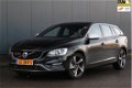 Volvo V60 - 2.4 D6 Twin Engine R-Design Camera/Elek.dak/Blis/Line assist/adaptive/18