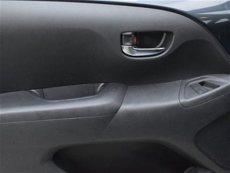 Toyota Aygo - 1.0 VVT-i x-clusiv | Apple Carplay | Zeer Luxe | Uniek - 1