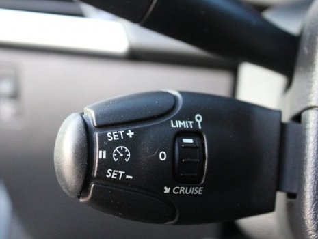 Peugeot 207 - 5drs 1.4 95pk Access AIRCO CRUISE RADIO/CD - 1