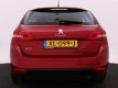 Peugeot 308 SW - Active 1.2 PureTech 130 PK AUTOMAAT EAT6 *AUTOMAAT*NAVIGATIE*PDC* | NEFKENS DEAL | - 1 - Thumbnail