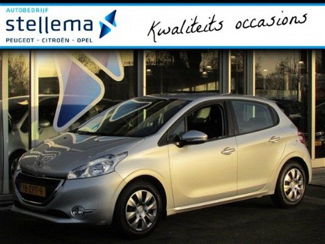 Peugeot 208 - 1.2 VTi Envy NAV/ECC/PDC/CRUISE/BLUETOOTH - 1