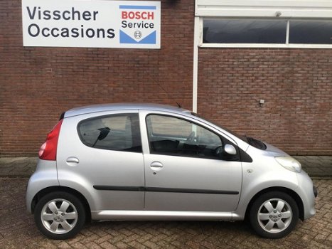 Peugeot 107 - 5 drs(68PK) /AUTOMAAT/Airco/ LMV - 1