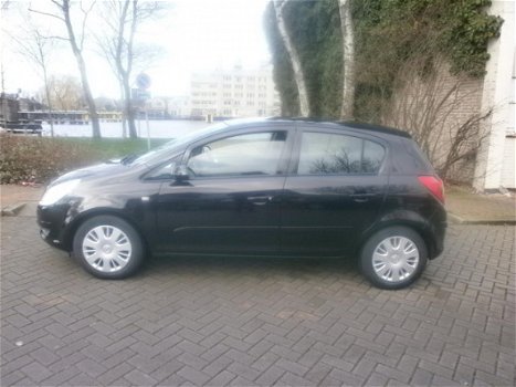 Opel Corsa - 1.4-16V Enjoy - 1