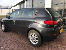 Alfa Romeo 147 - 1.6 T.Spark Business