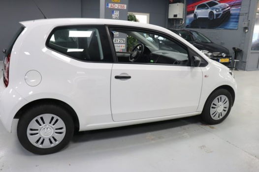 Volkswagen Up! - 1.0 take up BlueM - 1