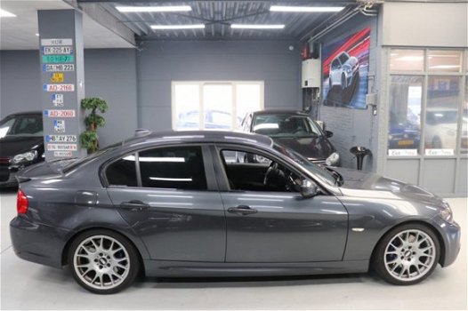 BMW 3-serie - 318i Executive - 1