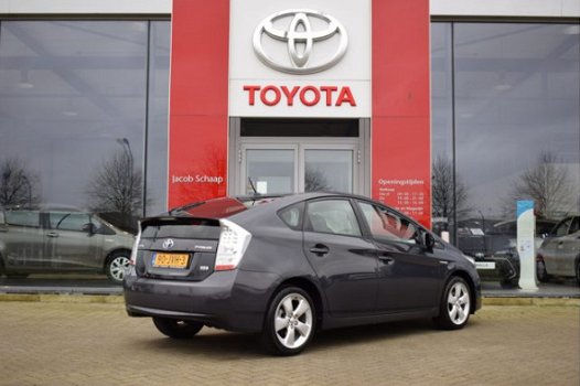 Toyota Prius - 1.8 Comfort Automaat 136pk | Cruise control | Climate control | HUD | - 1
