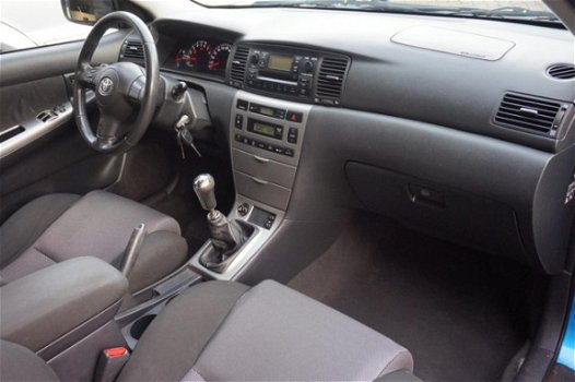 Toyota Corolla - 1.4 VVT-i Airco/Stoelverwarming/Nieuw Apk - 1