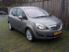 Opel Meriva - 1.4 Turbo 120pk Trekhaak Lichtmetalen velgen Parkeersensoren v+a Cruise Controle Autom