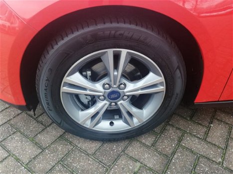 Ford Focus - EcoBoost 100pk 5-deurs Edition NAVI/LM/CRUISE 72.000 KM RUESINK OUTLETPRIJS - 1