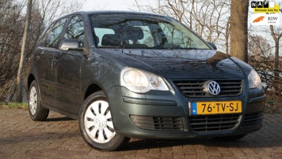 Volkswagen Polo - 1.2 Optive - 5deurs - Airco - Elek. pakket - Vol opties - Inruil mogelijk - 1