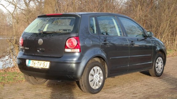 Volkswagen Polo - 1.2 Optive - 5deurs - Airco - Elek. pakket - Vol opties - Inruil mogelijk - 1