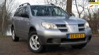 Mitsubishi Outlander - 2.0 Invite plus - 5deurs - Hoge instap - Airco - Vol opties - Inruil mogelijk - 1 - Thumbnail