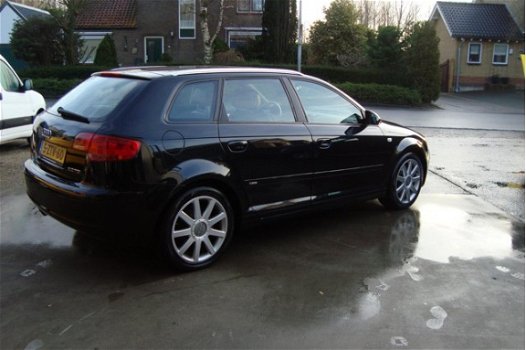 Audi A3 Sportback - 2.0 TDI Attraction Pro Line *AUTOMAAT DSG*S-LINE BINNEN+BUITEN*BJ07 - 1