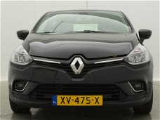 Renault Clio - dCi 90 Intens / Navigatie / Climate Control / Parkeersensoren achter